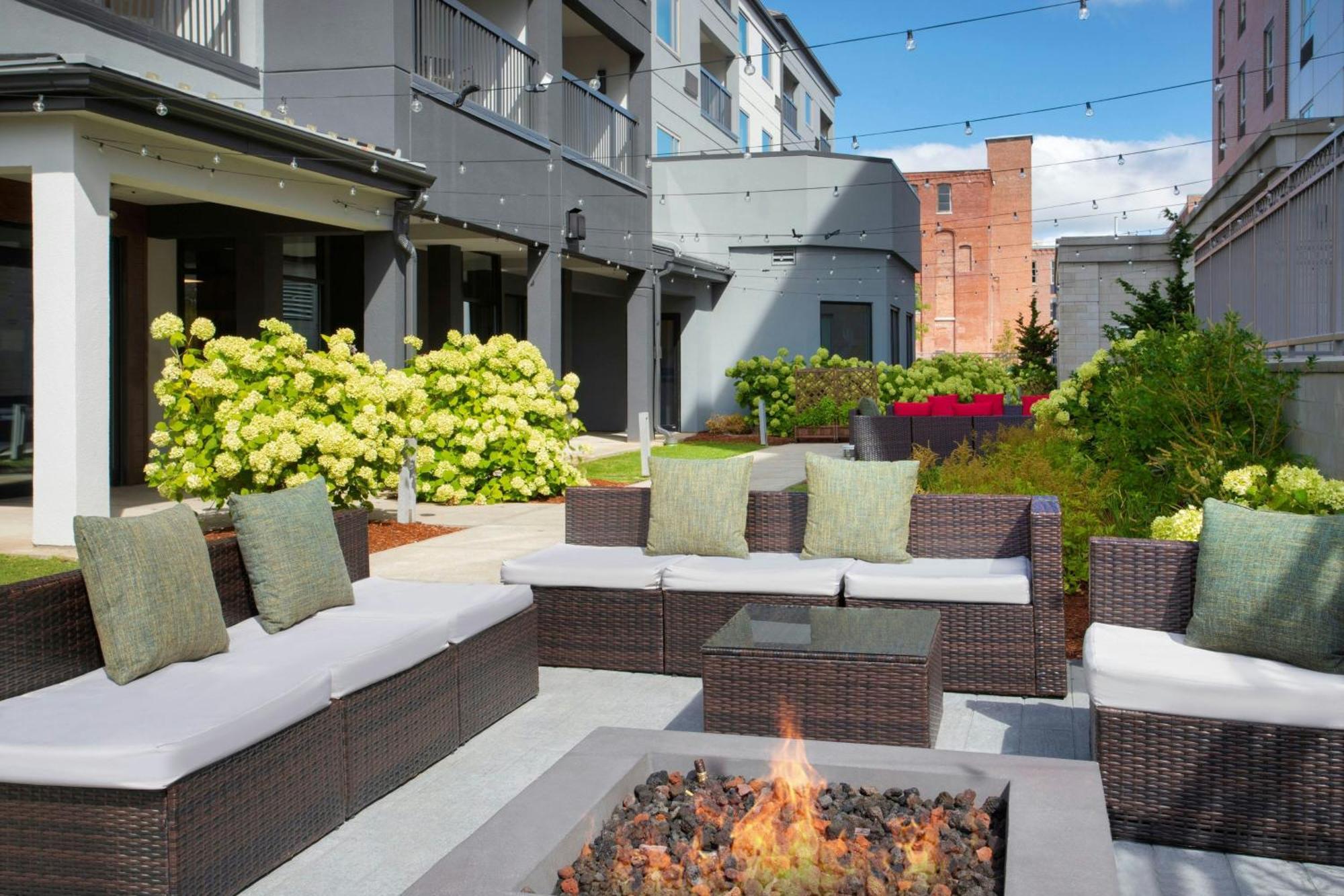 Courtyard Worcester Dış mekan fotoğraf